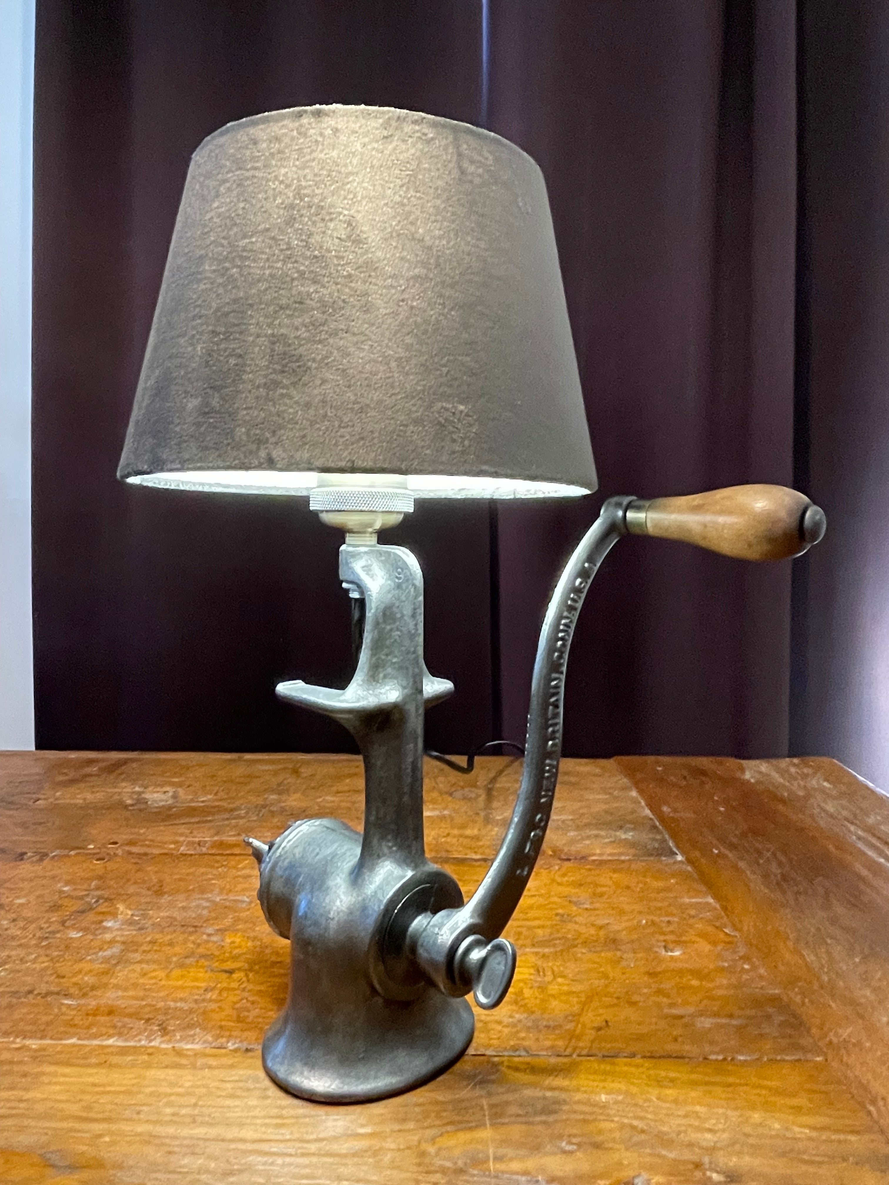 Lampe Industrielle Hachoir américain rare