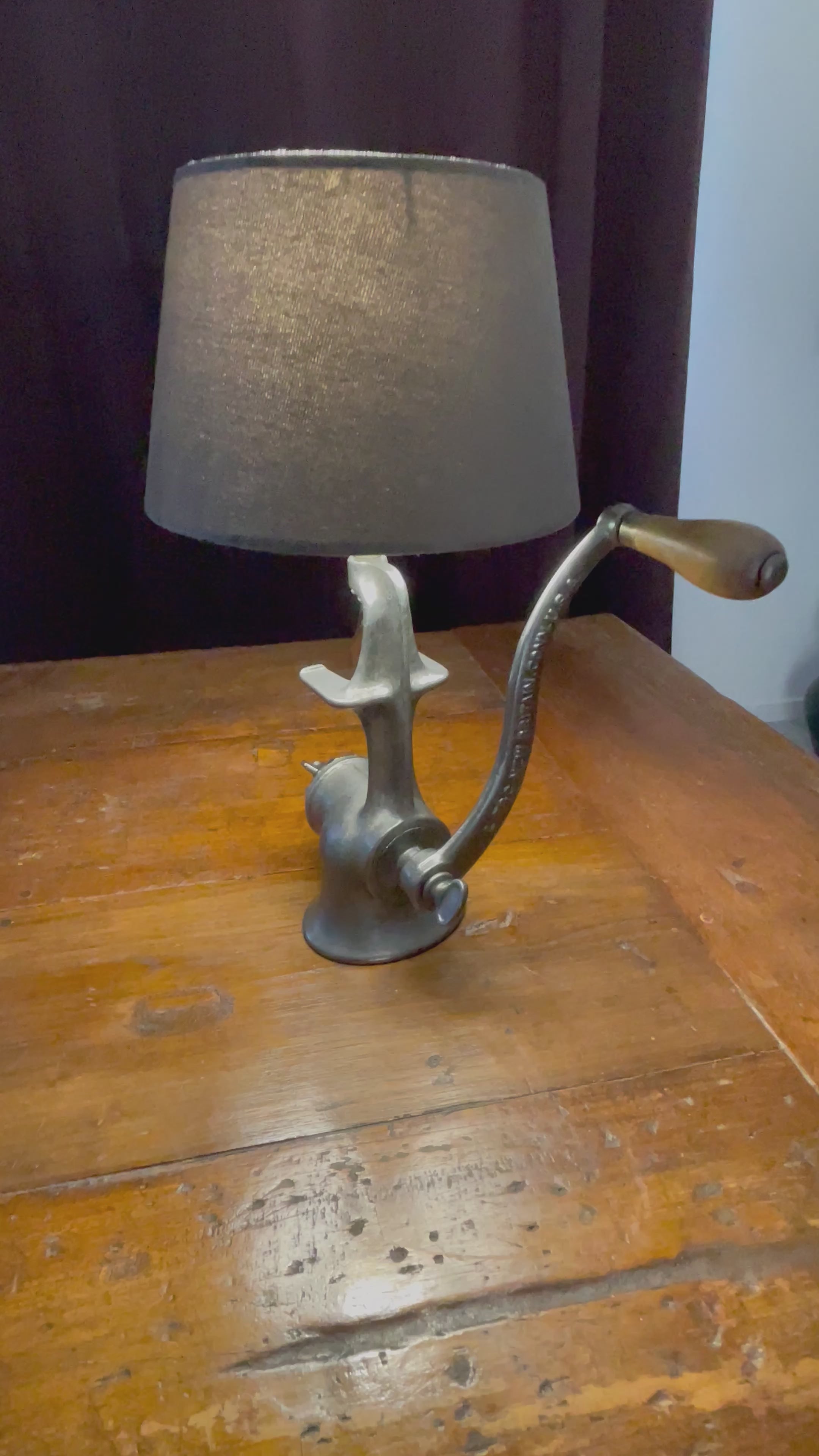 Lampe Industrielle Hachoir américain rare